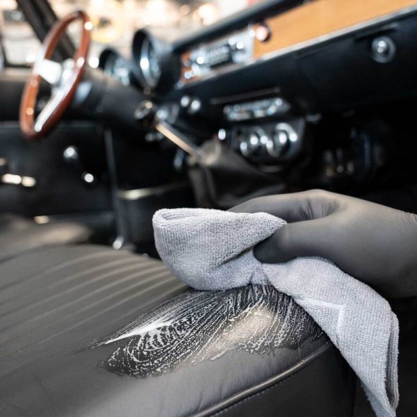 8811-S-01_7 Classic Car Leather